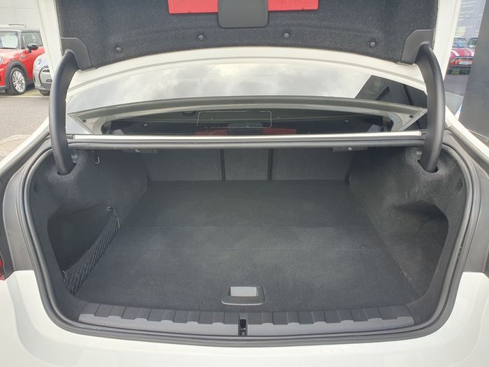 BMW 3 Series 2025