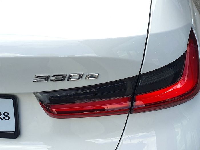 BMW 3 Series 2025