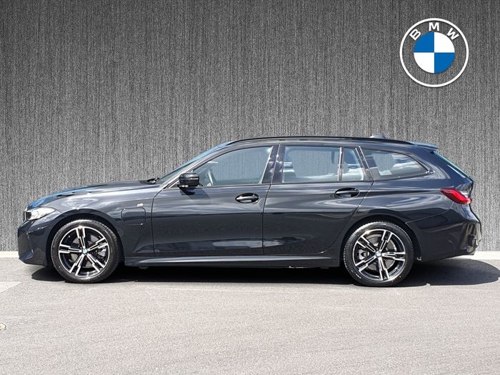 BMW 3 Series 2025