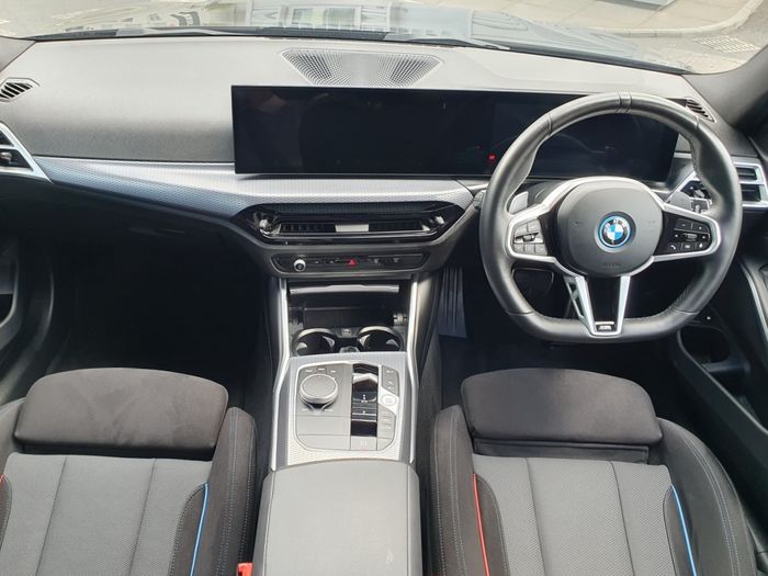 BMW 3 Series 2025
