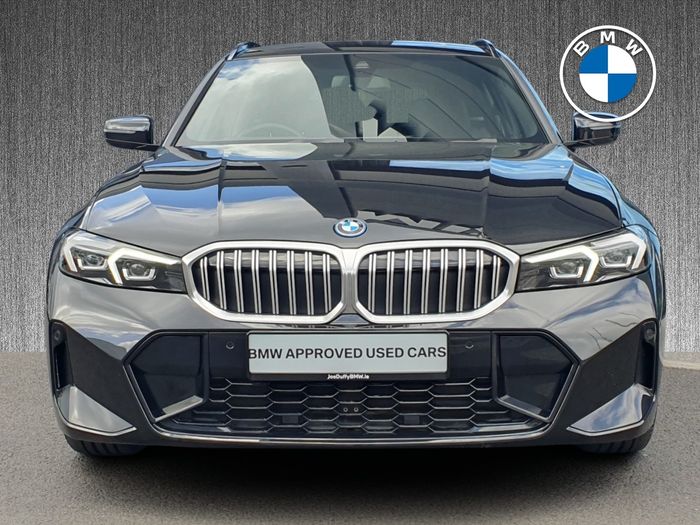 BMW 3 Series 2025