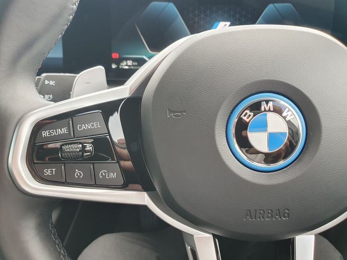 BMW 3 Series 2025