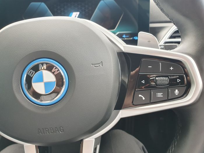 BMW 3 Series 2025