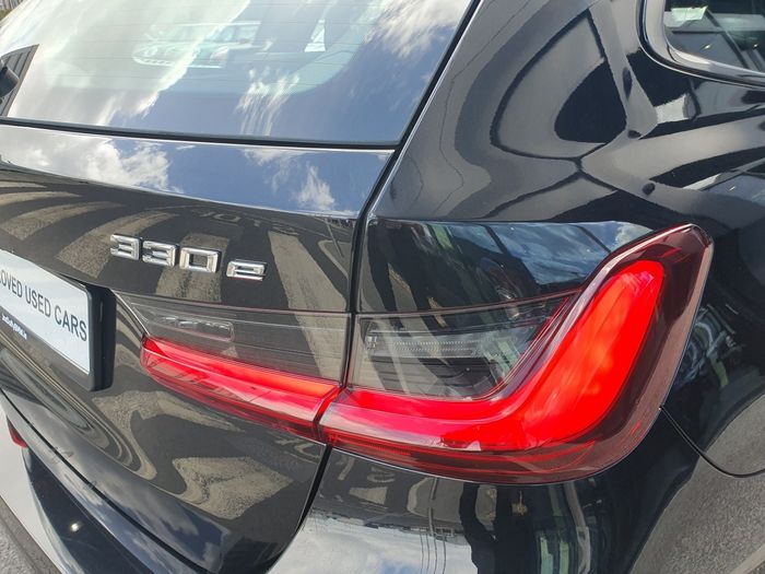 BMW 3 Series 2025