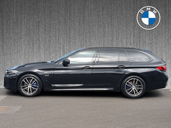 BMW 5 Series 2023