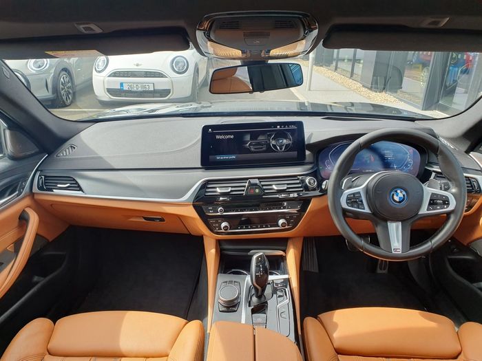BMW 5 Series 2023