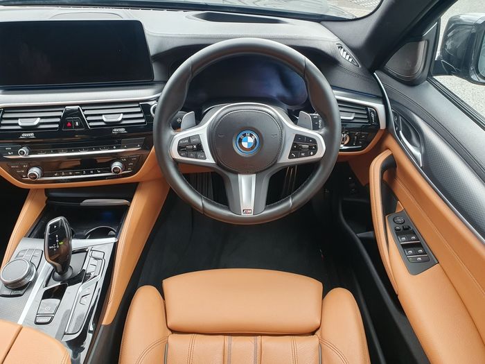 BMW 5 Series 2023