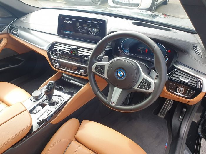 BMW 5 Series 2023