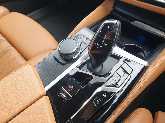 BMW 5 Series 2023