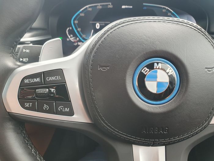 BMW 5 Series 2023