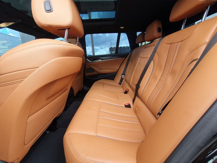 BMW 5 Series 2023