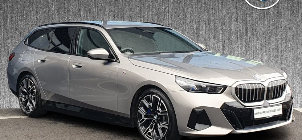 BMW 5 Series 2025