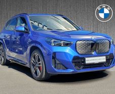 BMW iX1 2025