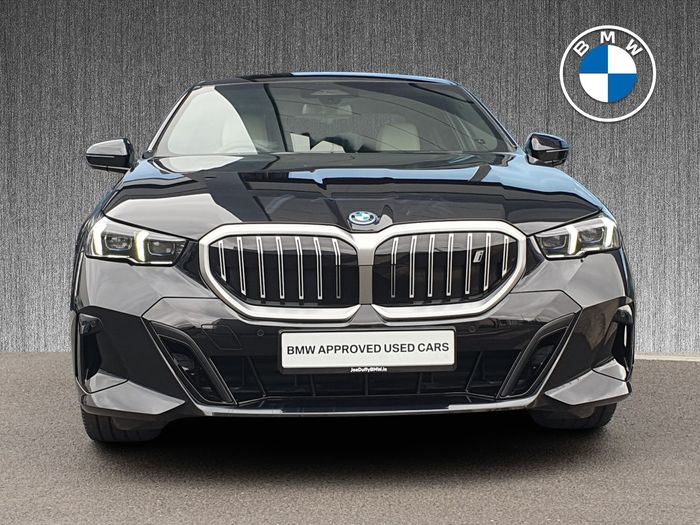 BMW i5 2025