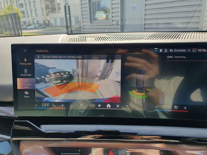 BMW i5 2025