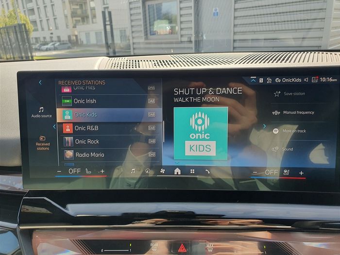 BMW i5 2025