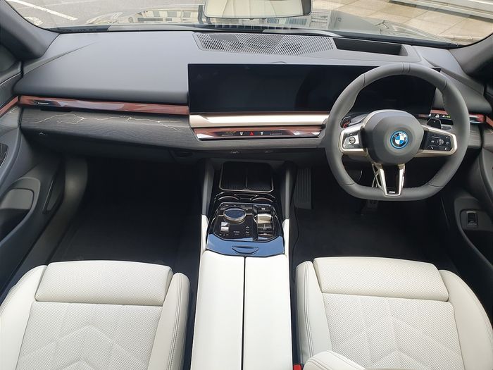 BMW 5 Series 2026