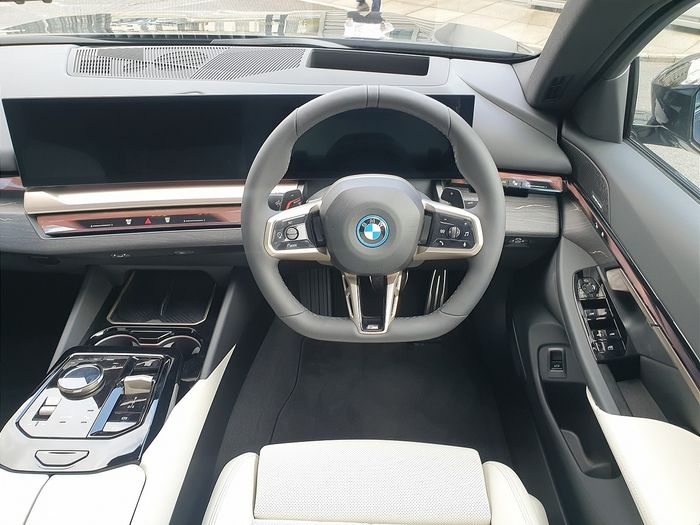 BMW 5 Series 2026