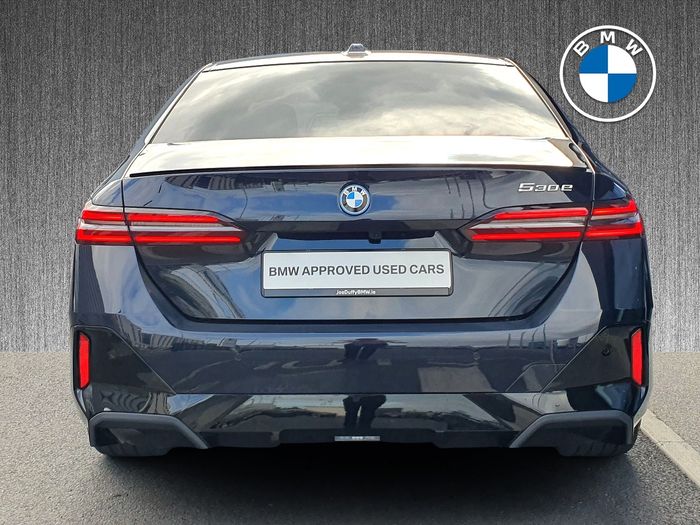 BMW 5 Series 2026