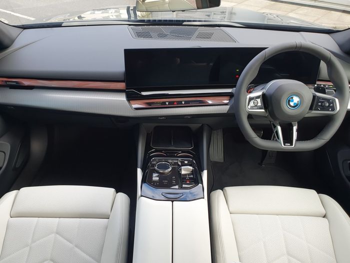 BMW 5 Series 2026
