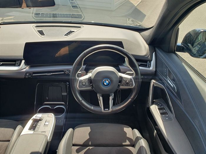 BMW iX1 2023