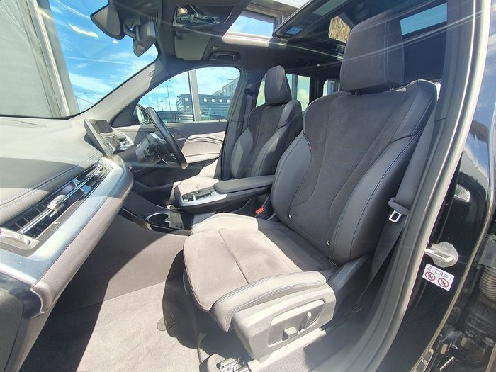 BMW iX1 2023