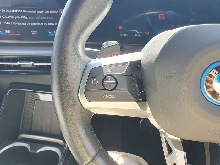 BMW iX1 2023
