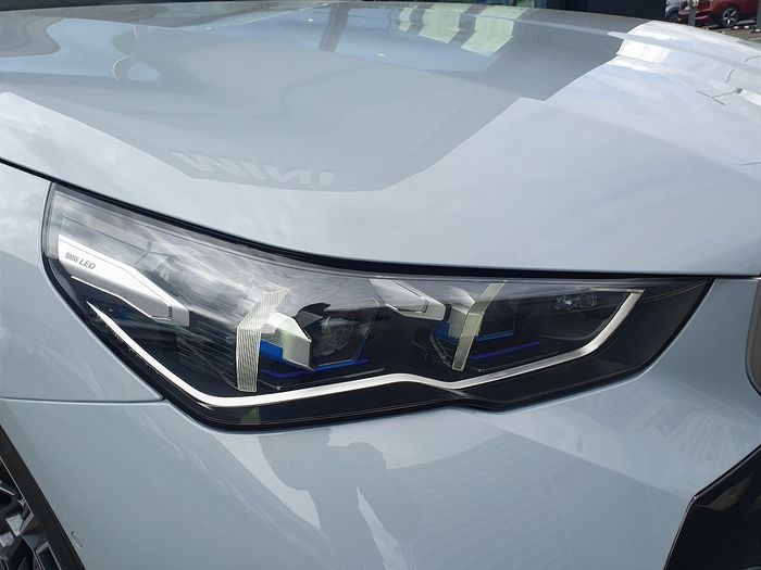 BMW i5 2025