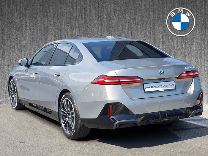 BMW 5 Series 2026