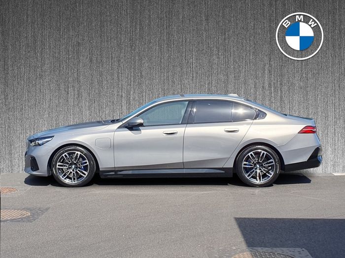 BMW 5 Series 2026