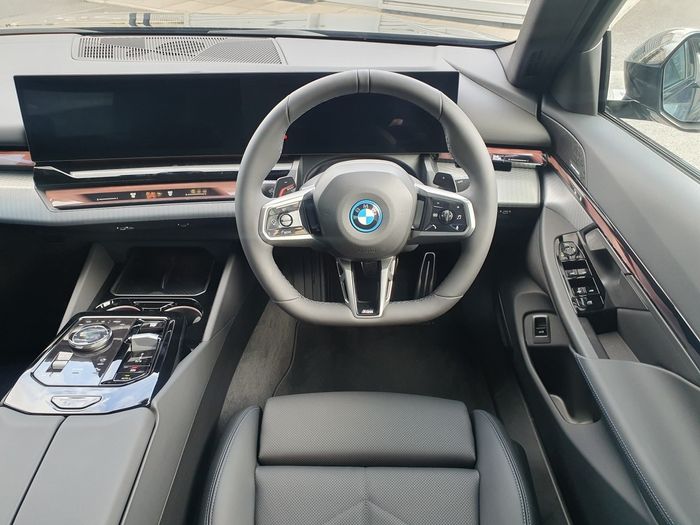 BMW 5 Series 2026