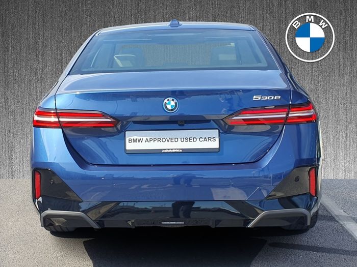 BMW 5 Series 2026