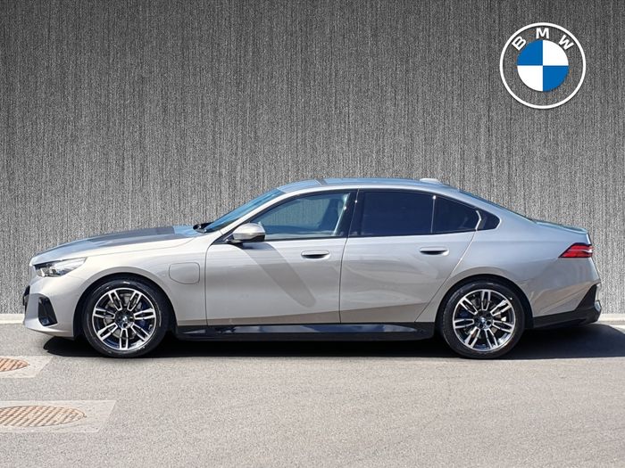 BMW 5 Series 2026