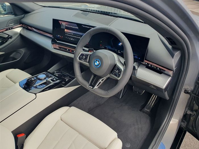 BMW 5 Series 2026