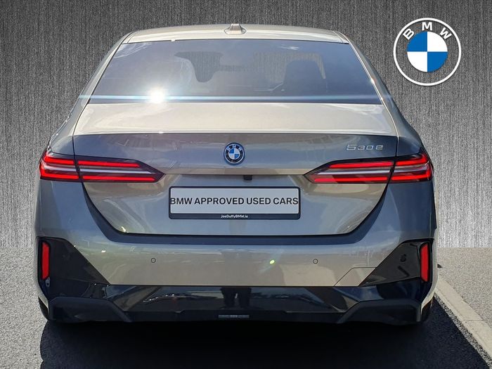 BMW 5 Series 2026