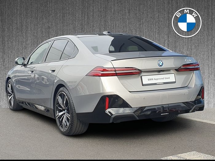 BMW 5 Series 2026
