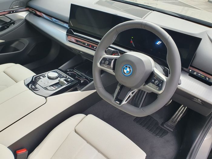 BMW 5 Series 2026