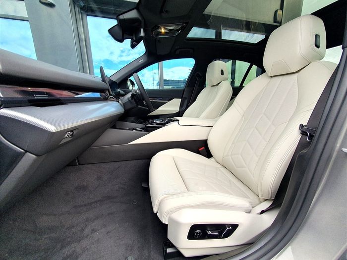 BMW 5 Series 2026