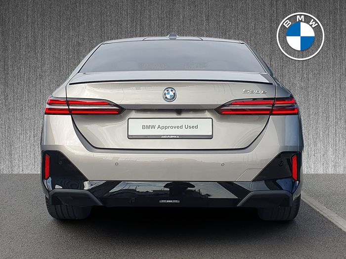 BMW 5 Series 2026