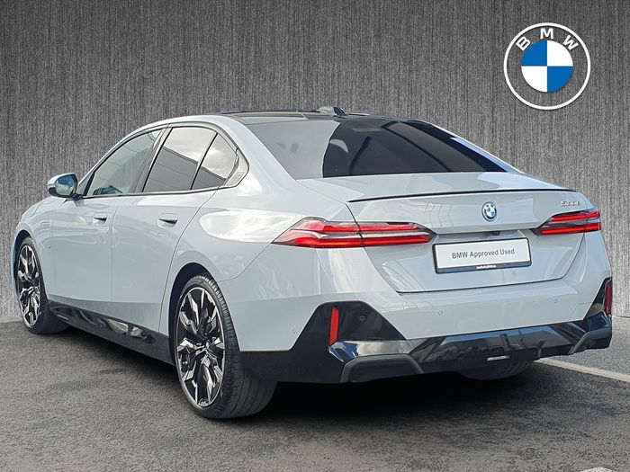 BMW 5 Series 2026