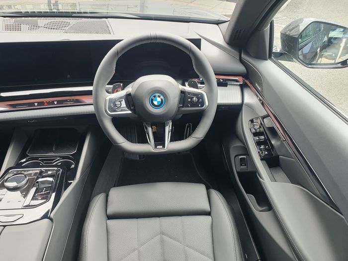 BMW 5 Series 2026