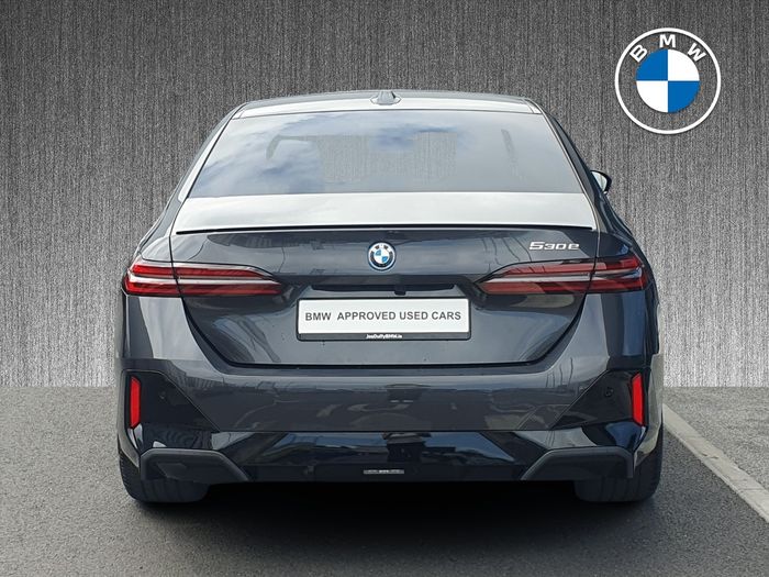 BMW 5 Series 2026