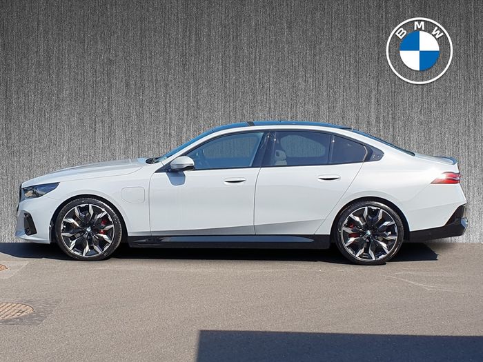 BMW 5 Series 2026