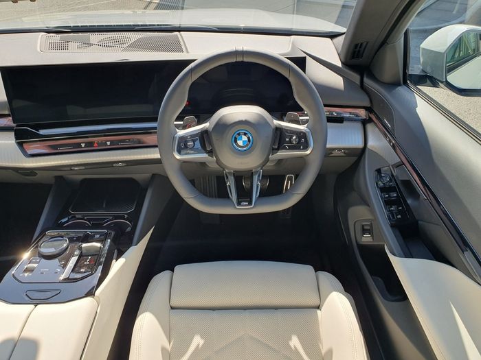 BMW 5 Series 2026