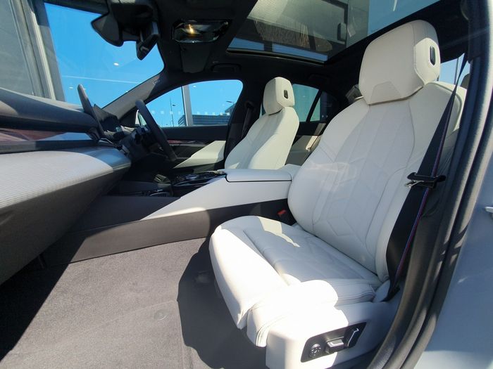 BMW 5 Series 2026
