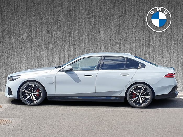 BMW 5 Series 2026