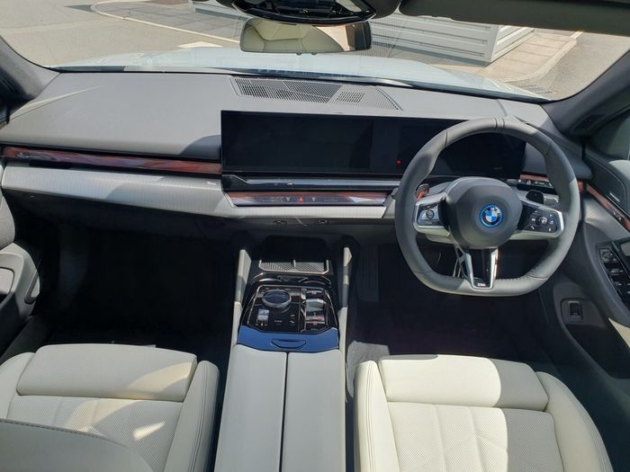 BMW 5 Series 2026