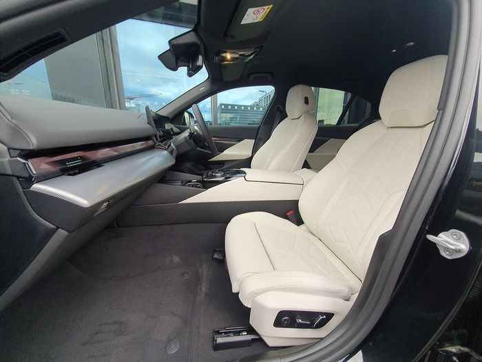 BMW 5 Series 2026