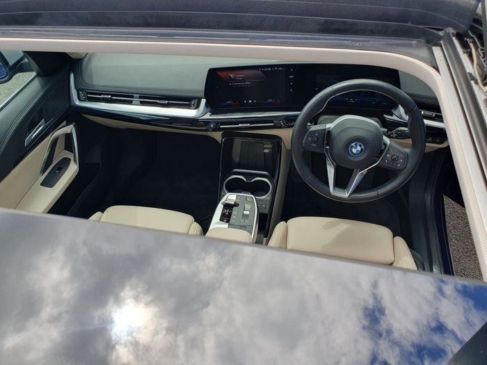 BMW iX1 2024