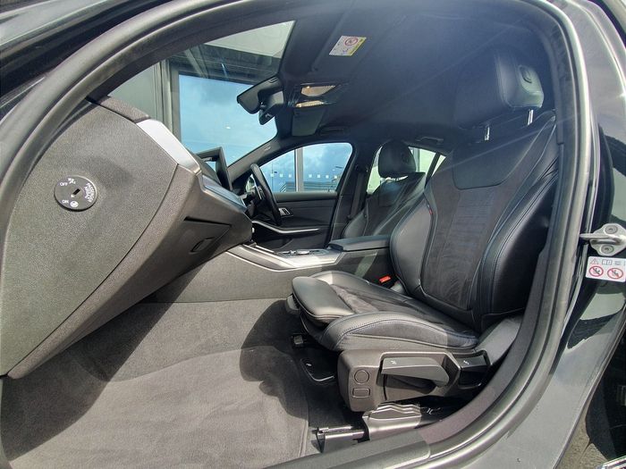 BMW 3 Series 2023